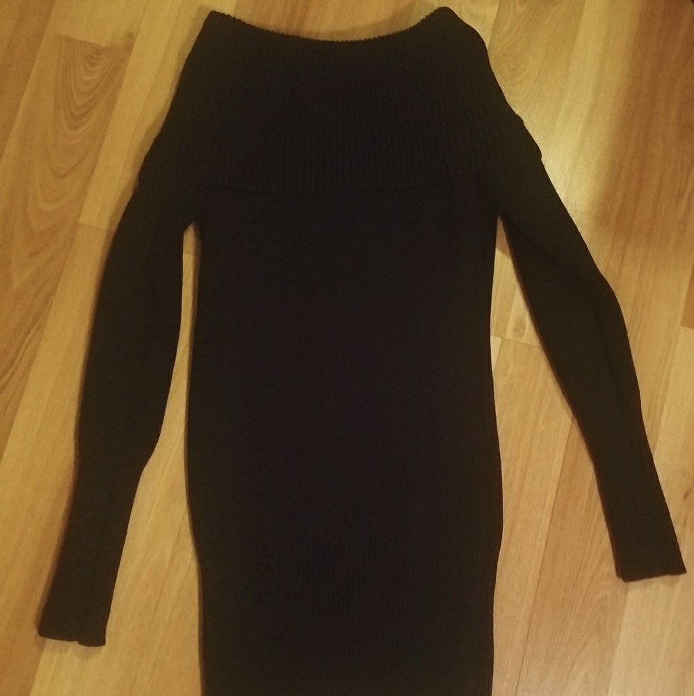Size small black guess sweater dress